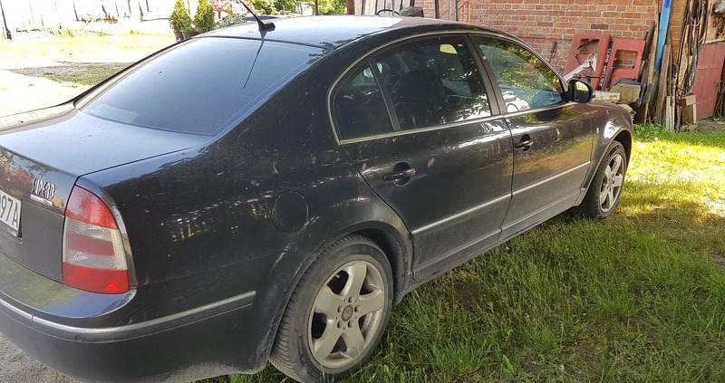 Skoda Superb cena 13500 przebieg: 255600, rok produkcji 2007 z Bełchatów małe 106